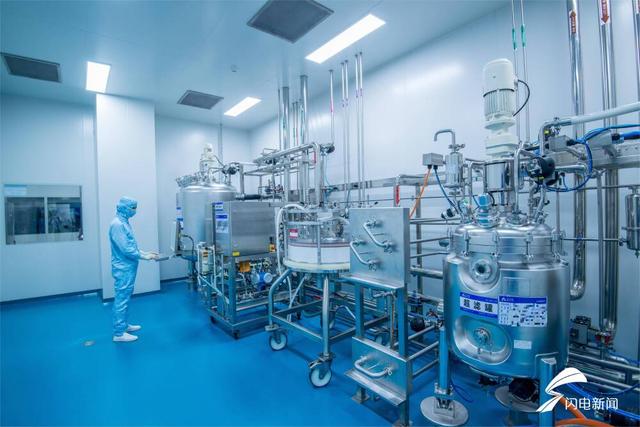 泰邦生物科技園 血液制品車(chē)間加班加點(diǎn)，全力保障生物制品供應(yīng)