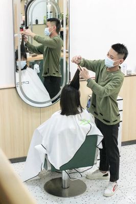 石岐果李李美發(fā) 專業(yè)造型，釋放魅力，超值體驗(yàn)等你來(lái)